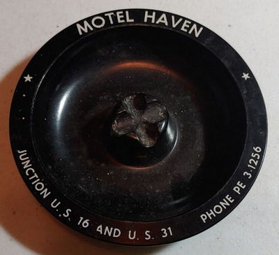 Airline Motel (Motel Haven) - Ashtray (newer photo)